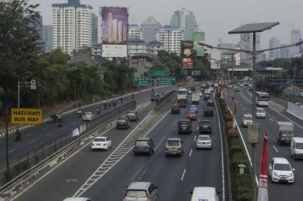 Wedding Truck Crash Kills 13 in Indonesia