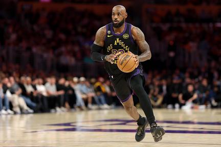 LeBron James to Leave Los Angeles Lakers