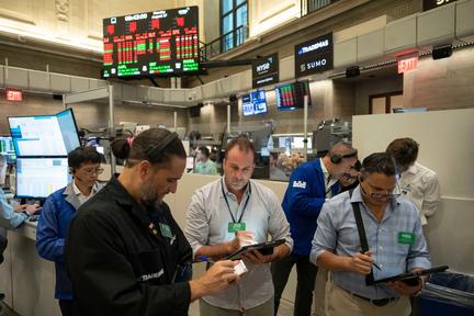 Treasury buyback plan fails to calm bond market