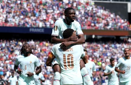 France Dominate World Cup Group Stage