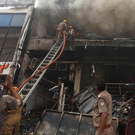 Fire Kills at Least 15 Students in Lucknow