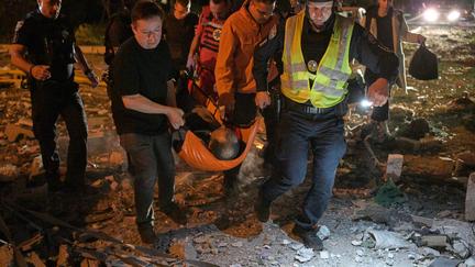 Russian Strikes Kill 22 in Kyiv Onslaught
