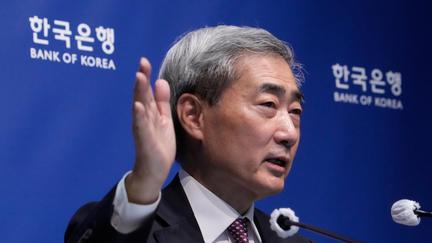 Bank of Korea Raises Rates for First Time Since 2023