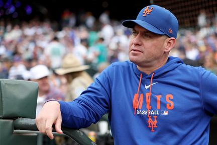 Mets Fire Manager Carlos Mendoza