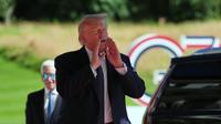 Trump Signs Iran Peace Deal at Versailles