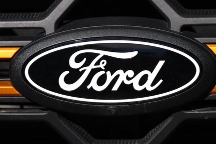 Ford recalls 1.4M trucks