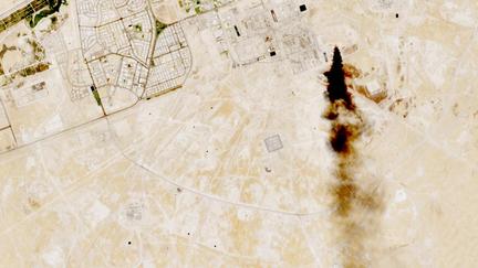 Houthis Claim Drone Attacks on Saudi Oil