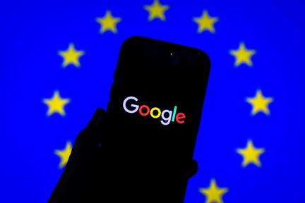 Trump Threatens EU Tariffs Over Google's $1B Fine