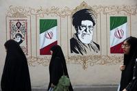 Iran and US duel over Hormuz control