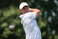 Clark leads BMW Championship by five shots