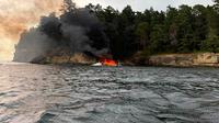 Seaplane Crashes Off Washington State, All 11 Survive