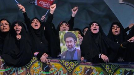 US-Iran War Escalates with Fresh Strikes and Blockade