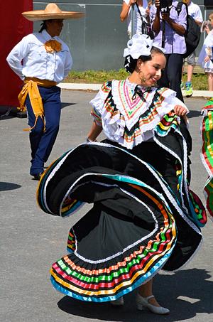 Salsa on St. Clair