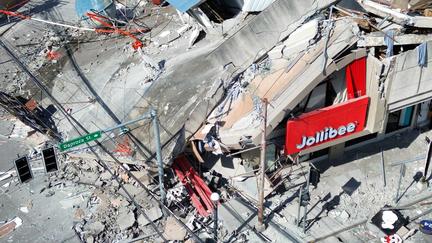 7.8 Magnitude Quake Rocks Philippines
