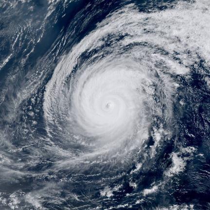 Super Typhoon Sinlaku alert