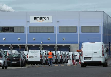 Amazon expands logistics network