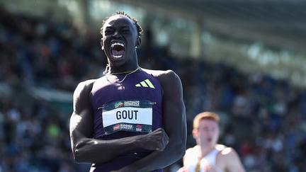 Teen Sprinter Gout Breaks Records