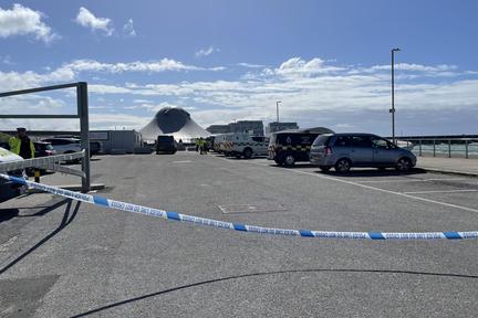 Bodies found off Brighton beach
