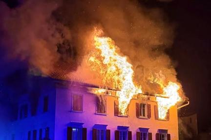 Swiss restaurant fire leaves five missing