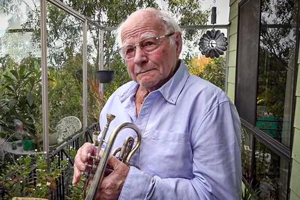 Boort bugler marks Anzac Day