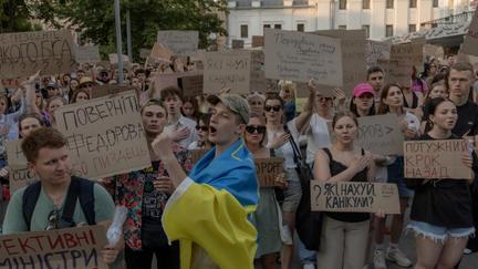 Zelenskyy Fires Defence Chief, Protests Erupt