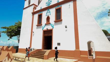 Pope Leo XIV tours Africa