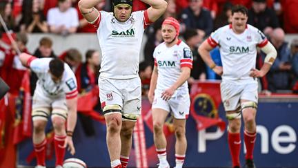 Munster rout Ulster 41-14