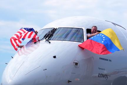 US-Venezuela flights resume