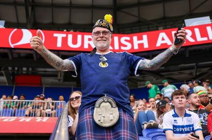 England, Scotland Win World Cup Warm-ups