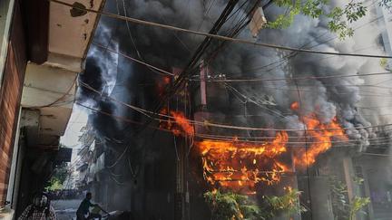 New Delhi Hotel Fire Kills 21