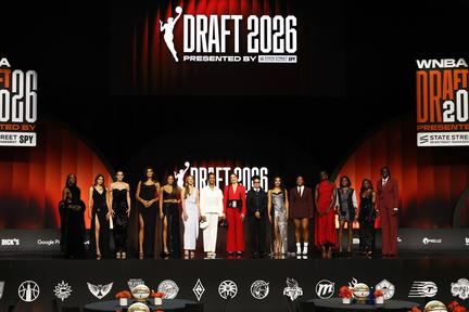 Azzi Fudd goes No. 1