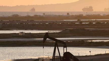 Trump Orders 'Shoot and Kill' in Hormuz