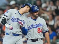 Dodgers rout Astros