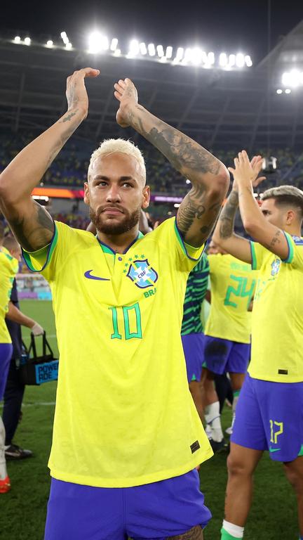 Neymar recalled to Brazil squad