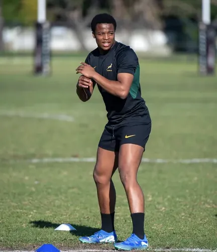 Zekhethelo Siyaya's Star Debut