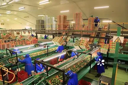 China scraps African import tariffs