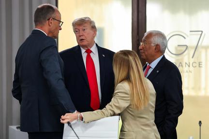 Meloni Slams Trump's 'Begged' Photo Claim, Cancels Trip