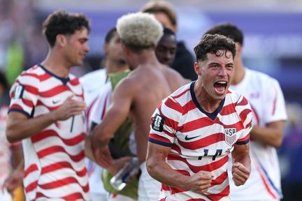 USMNT Advances Despite Balogun Red Card