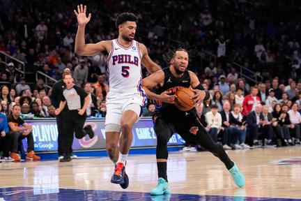 Knicks take commanding 2-0 lead
