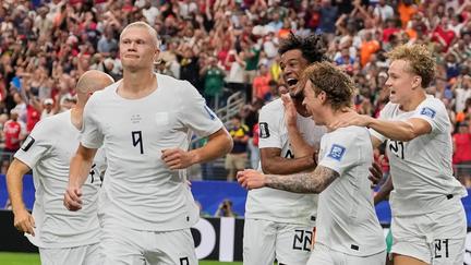 Haaland Sends Norway into Last 16