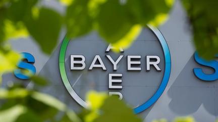 Bayer profit jumps 9%