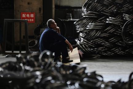 China's Factory Activity Slows