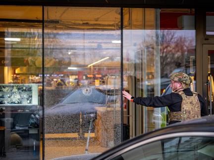 Kyiv supermarket shooting leaves six dead