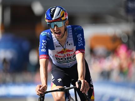 Giro d'Italia: Vingegaard takes lead