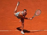 Gauff overcomes illness in Madrid