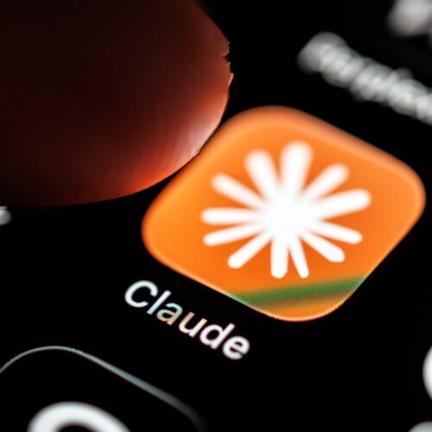 Anthropic Limits AI Over Cyber-Risk