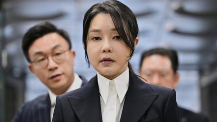 Ex-First Lady Kim Gets 7 Years