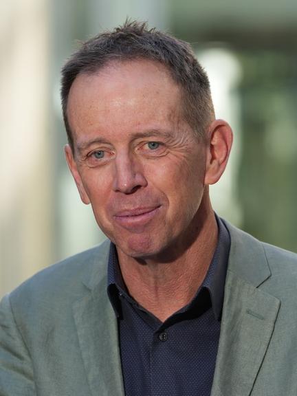 Greens leader Shane Rattenbury to retire