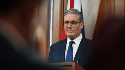 Starmer Faces Mandelson Vetting Scandal