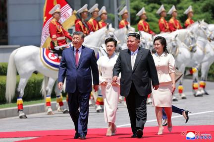 China, North Korea Strengthen Ties
